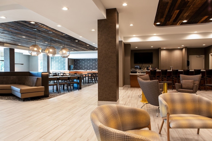 Imagen de los interiores del Hotel SpringHill Suites Chester. Foto 15