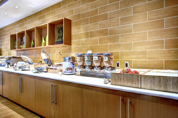 Imagen del bar/restaurante del Hotel SpringHill Suites Harrisburg Hershey. Foto 7
