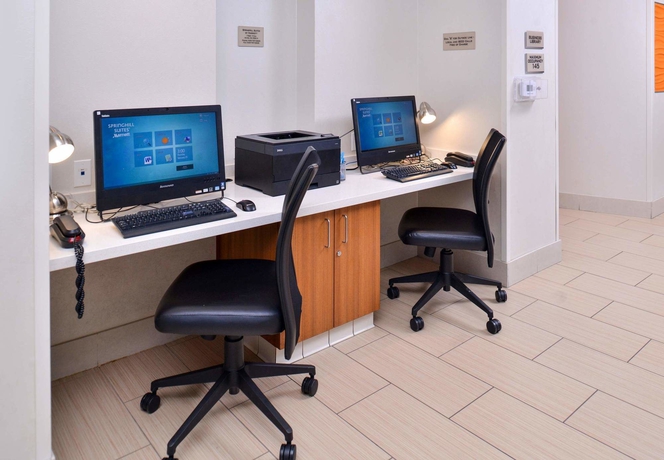 Imagen de los interiores del Hotel SpringHill Suites Irvine John Wayne Airport/Orange County. Foto 12