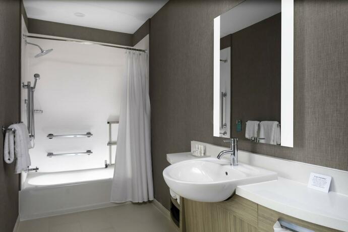 Imagen general del Hotel SpringHill Suites Kansas City Airport. Foto 3