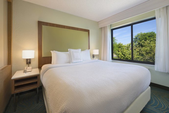 Imagen de la habitación del Hotel SpringHill Suites Mishawaka-Uinversity Area. Foto 12