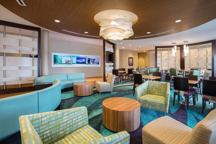 Imagen de los interiores del Hotel SpringHill Suites Mt. Laurel Cherry Hill. Foto 16