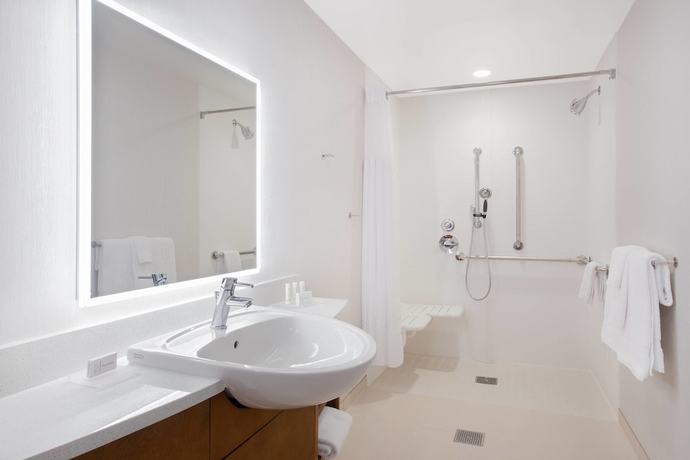 Imagen de la habitación del Hotel SpringHill Suites Mt. Laurel Cherry Hill. Foto 14
