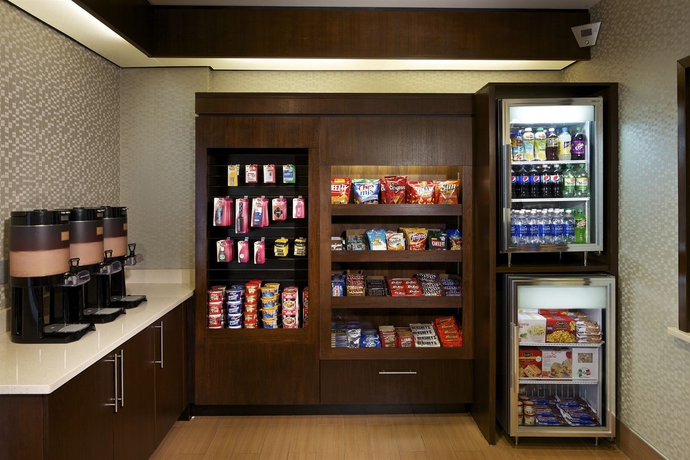 Imagen del bar/restaurante del Hotel SpringHill Suites Newark Liberty International Airport. Foto 5