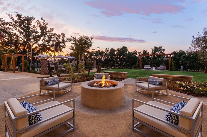Imagen de los exteriores del Hotel SpringHill Suites Paso Robles Atascadero. Foto 6