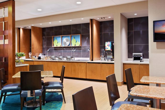 Imagen del bar/restaurante del Hotel SpringHill Suites Pensacola. Foto 7