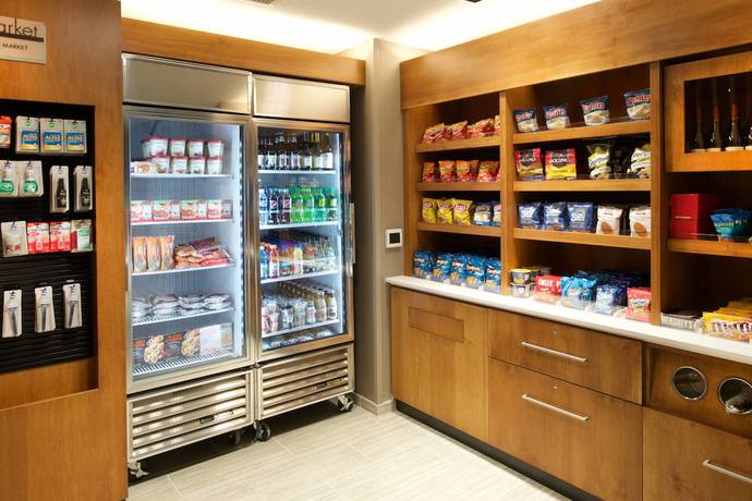 Imagen de los interiores del Hotel SpringHill Suites Seattle Issaquah. Foto 10
