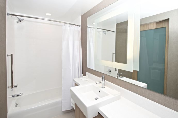 Imagen de la habitación del Hotel SpringHill Suites Seattle Issaquah. Foto 3