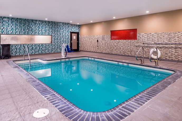 Imagen de la piscina del Hotel SpringHill Suites Temecula Valley Wine Country. Foto 17