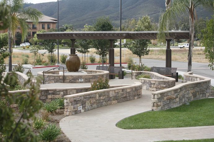 Imagen de los exteriores del Hotel SpringHill Suites Temecula Valley Wine Country. Foto 15