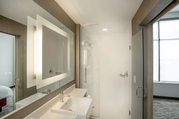 Imagen de la habitación del Hotel SpringHill Suites by Marriott Athens Downtown/University Area. Foto 8