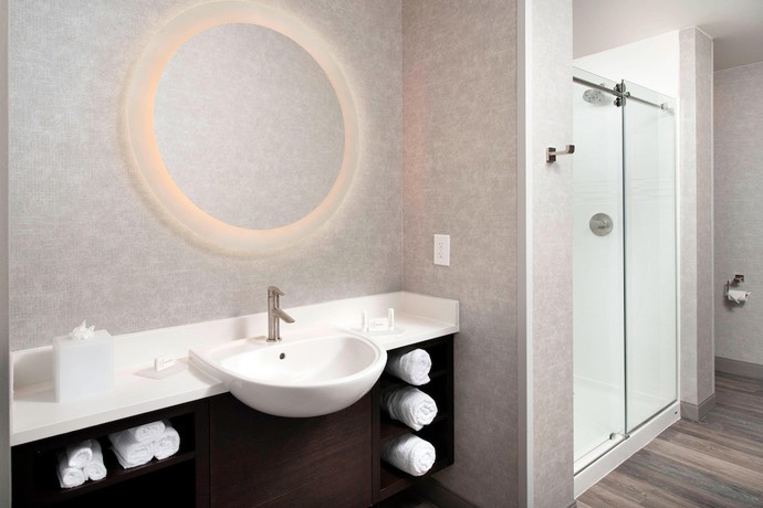 Imagen de la habitación del Hotel SpringHill Suites by Marriott Atlanta Downtown. Foto 3