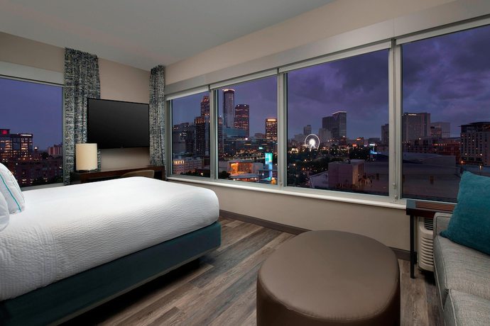 Imagen de la habitación del Hotel SpringHill Suites by Marriott Atlanta Downtown. Foto 6