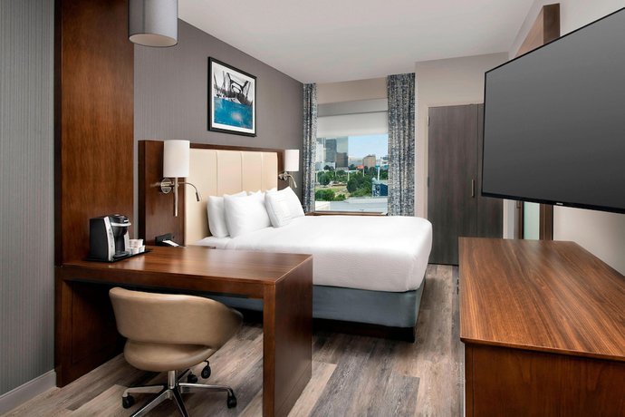 Imagen de la habitación del Hotel SpringHill Suites by Marriott Atlanta Downtown. Foto 10