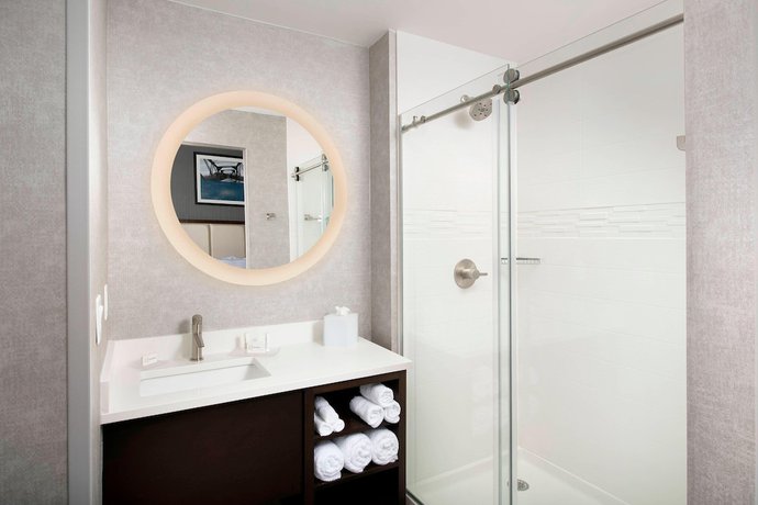 Imagen de la habitación del Hotel SpringHill Suites by Marriott Atlanta Downtown. Foto 14