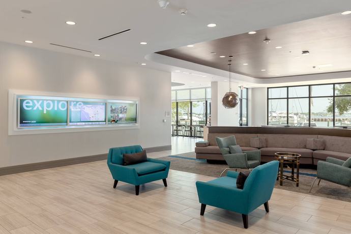 Imagen de los interiores del Hotel SpringHill Suites by Marriott Bradenton Downtown/Riverfront. Foto 15