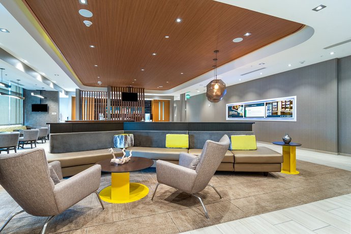 Imagen de los interiores del Hotel SpringHill Suites by Marriott Charleston Airport and Convention Center. Foto 18