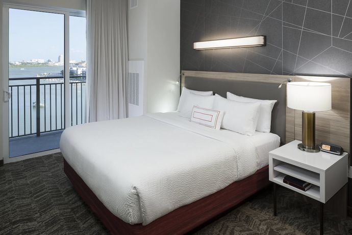 Imagen de la habitación del Hotel SpringHill Suites by Marriott Clearwater Beach. Foto 8
