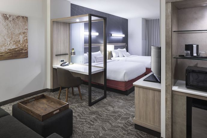 Imagen de la habitación del Hotel SpringHill Suites by Marriott Clearwater Beach. Foto 9