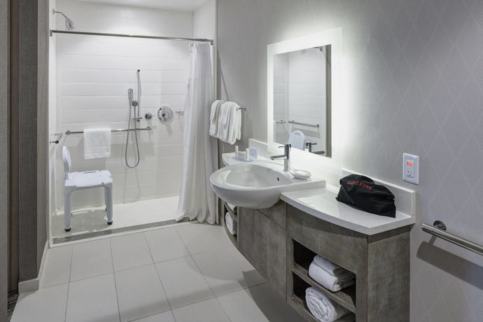 Imagen de la habitación del Hotel SpringHill Suites by Marriott Clearwater Beach. Foto 11