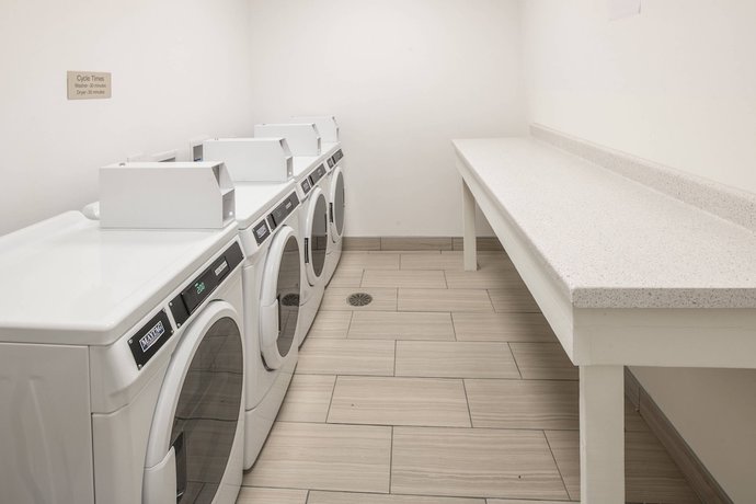 Imagen de los interiores del Hotel SpringHill Suites by Marriott Dallas Central Expressway. Foto 9