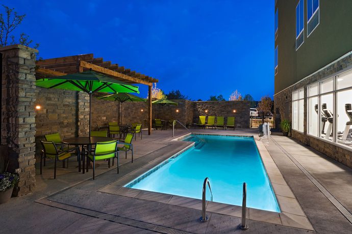 Imagen de la piscina del Hotel SpringHill Suites by Marriott Denver West/Golden. Foto 18