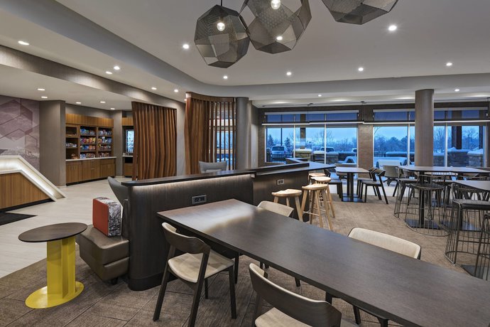 Imagen del bar/restaurante del Hotel SpringHill Suites by Marriott Denver West/Golden. Foto 3