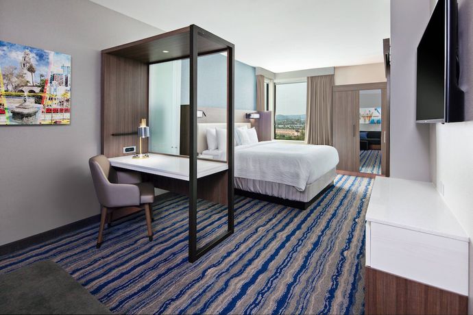 Imagen de la habitación del Hotel SpringHill Suites by Marriott Escondido Downtown. Foto 4
