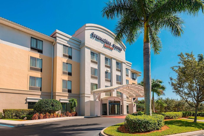 Imagen general del Hotel SpringHill Suites by Marriott Fort Myers Airport. Foto 3
