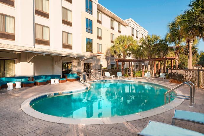 Imagen de los interiores del Hotel SpringHill Suites by Marriott Fort Myers Airport. Foto 19