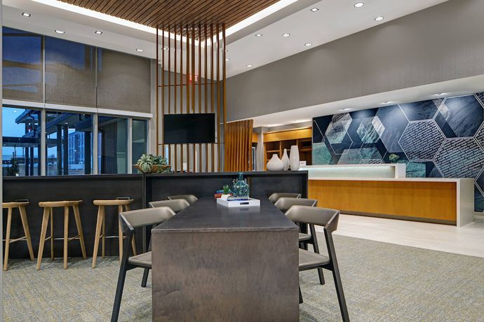 Imagen del bar/restaurante del Hotel SpringHill Suites by Marriott Franklin Cool Springs. Foto 2