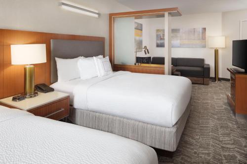 Imagen de la habitación del Hotel SpringHill Suites by Marriott Indianapolis Downtown. Foto 4