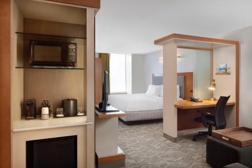 Imagen de la habitación del Hotel SpringHill Suites by Marriott Indianapolis Downtown. Foto 6