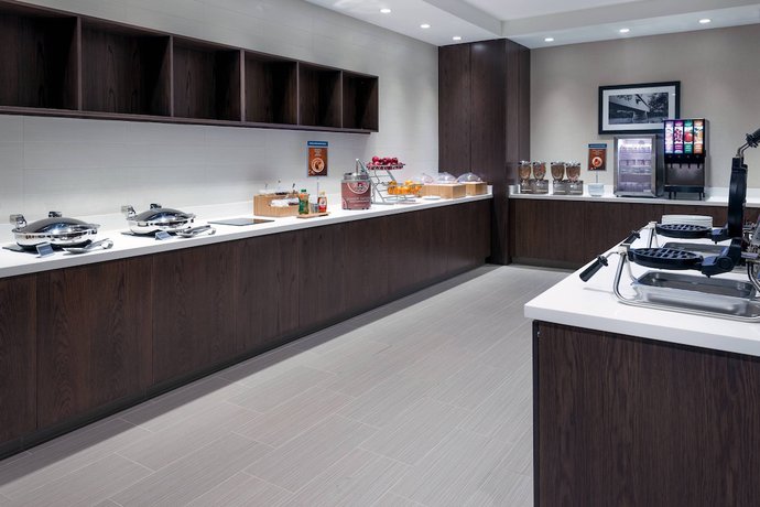 Imagen del bar/restaurante del Hotel SpringHill Suites by Marriott Indianapolis Westfield. Foto 2