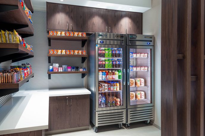Imagen de los interiores del Hotel SpringHill Suites by Marriott Indianapolis Westfield. Foto 19