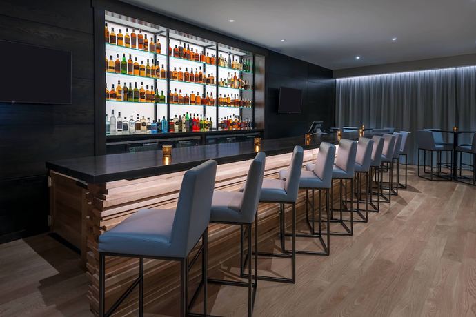 Imagen del bar/restaurante del Hotel SpringHill Suites by Marriott Indianapolis Westfield. Foto 3