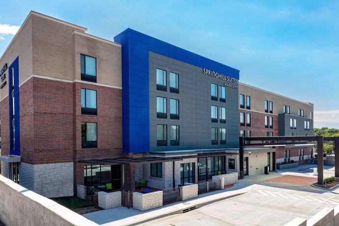 Imagen general del Hotel SpringHill Suites by Marriott Kansas City Plaza. Foto 1