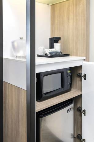 Imagen de la habitación del Hotel SpringHill Suites by Marriott Miami Doral. Foto 11