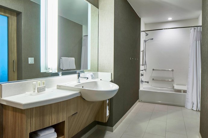 Imagen de la habitación del Hotel SpringHill Suites by Marriott Nashville Downtown/Convention Center. Foto 14
