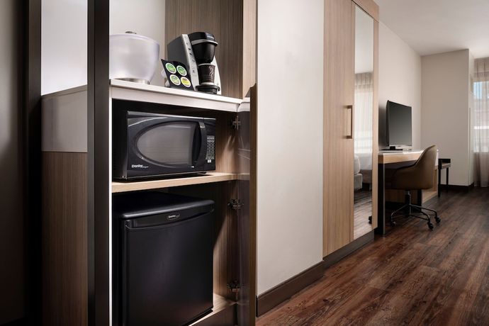 Imagen de la habitación del Hotel SpringHill Suites by Marriott New Orleans Downtown/Canal Street. Foto 12