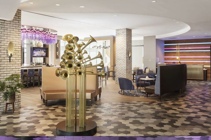 Imagen de los interiores del Hotel SpringHill Suites by Marriott New Orleans Downtown/Canal Street. Foto 19