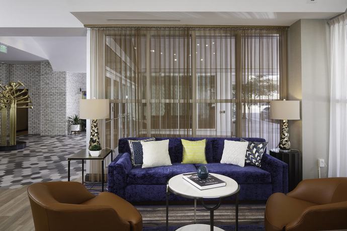 Imagen de los interiores del Hotel SpringHill Suites by Marriott New Orleans Downtown/Canal Street. Foto 21