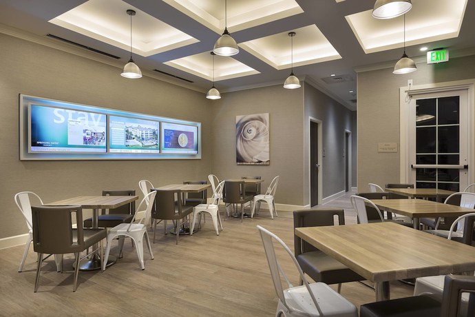 Imagen de los interiores del Hotel SpringHill Suites by Marriott New Smyrna Beach. Foto 11