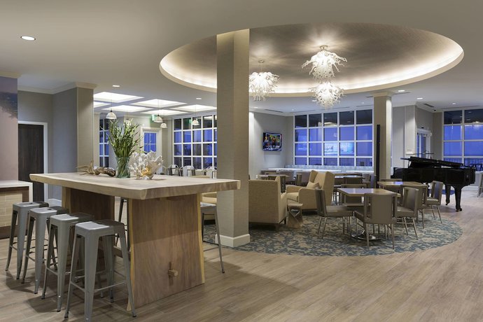 Imagen del bar/restaurante del Hotel SpringHill Suites by Marriott New Smyrna Beach. Foto 2