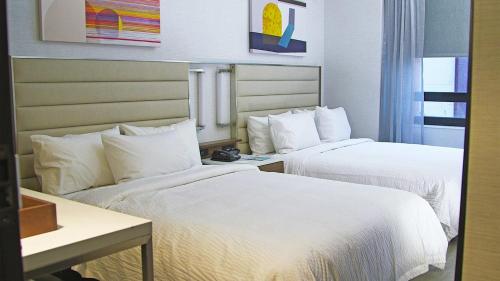 Imagen de la habitación del Hotel SpringHill Suites by Marriott New York Manhattan/Times Square South. Foto 6