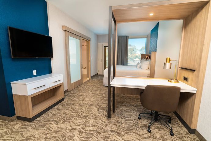 Imagen de la habitación del Hotel SpringHill Suites by Marriott Newark Fremont. Foto 4