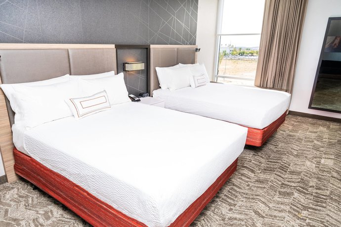 Imagen de la habitación del Hotel SpringHill Suites by Marriott Ontario Airport/Rancho Cucamonga. Foto 7