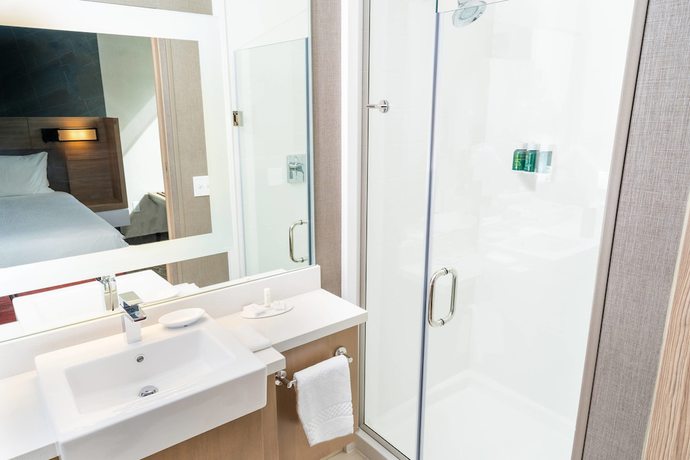 Imagen de la habitación del Hotel SpringHill Suites by Marriott Ontario Airport/Rancho Cucamonga. Foto 11