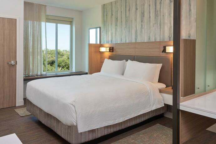Imagen general del Hotel SpringHill Suites by Marriott Orlando Lake Nona. Foto 10