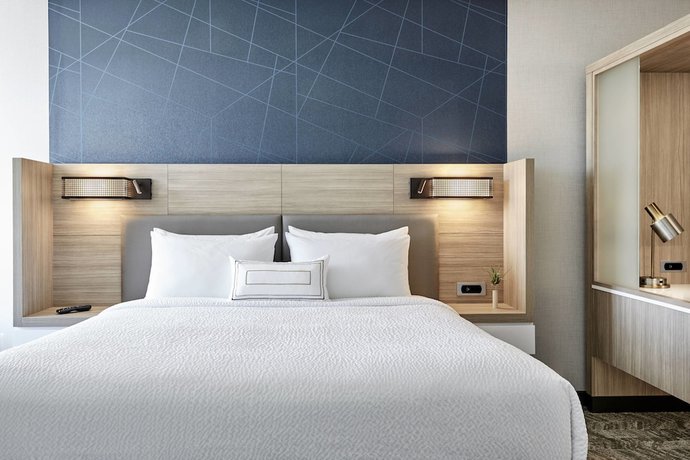 Imagen de la habitación del Hotel SpringHill Suites by Marriott Orlando at Millenia. Foto 10